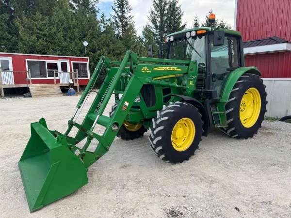 Tractor John Deere 6330 Premium, Anul 2010