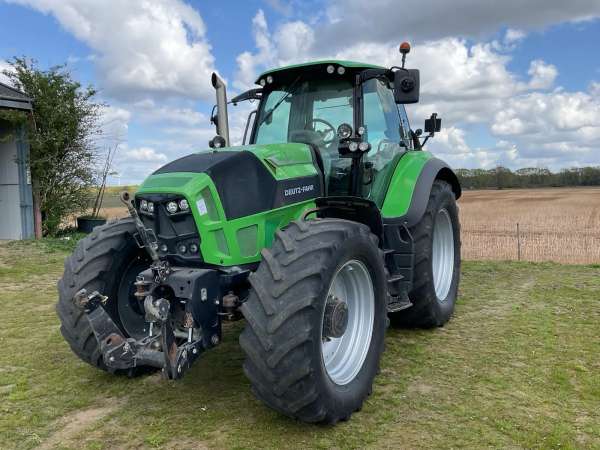 Tractor Deutz-Fahr Agrotron 7210 TTV, Anul 2015