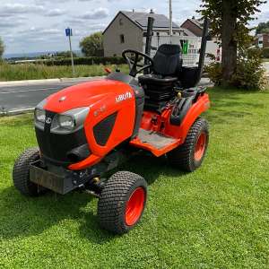Micro tractor hidrostatic Kubota BX261, Anul 2022