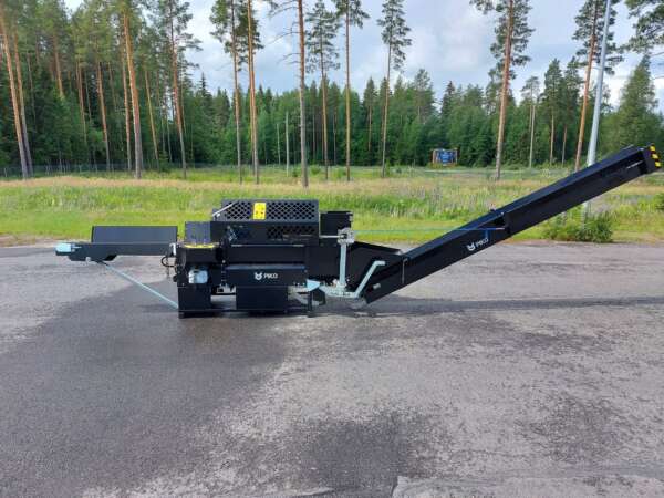 Tocător de lemne Piko R30 | R30, Anul 2025