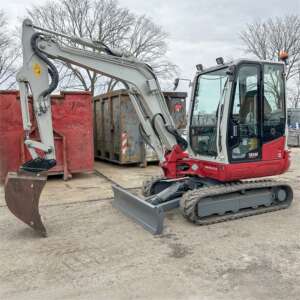 Mini excavatoare Takeuchi TB240, Anul 2016