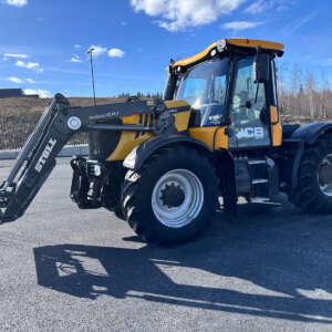 Tractor JCB Fastrac 3200, Anul 2011