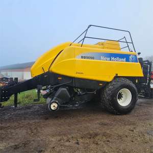 Mașini pentru fân și furaje New Holland BB9090, Anul 2009
