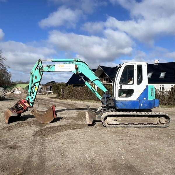 Mini excavator IHI 80 NX, Anul 2001