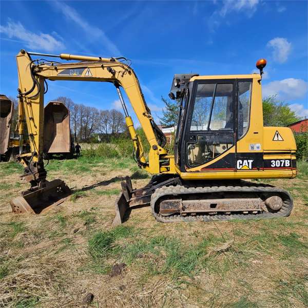 Mini excavator Caterpillar 307 B, Anul 2002