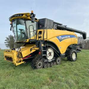 Recoltator agricol New Holland CX 8.90, Anul 2019