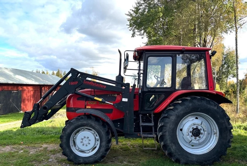 Tractor Belarus 920.3, Anul 2006 - Imagine 4