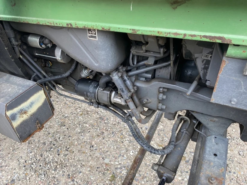 Tractor FENDT Farmer 310 LS Turbomatik, Anul 1986 - Imagine 27