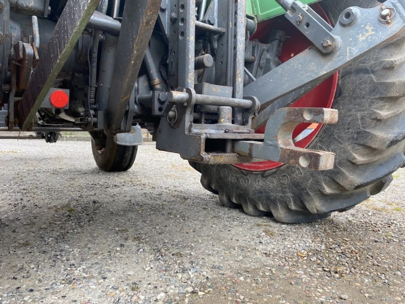 Tractor FENDT Farmer 310 LS Turbomatik, Anul 1986 - Imagine 52