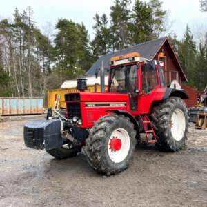 Tractor International 1455 XL, Anul 1985