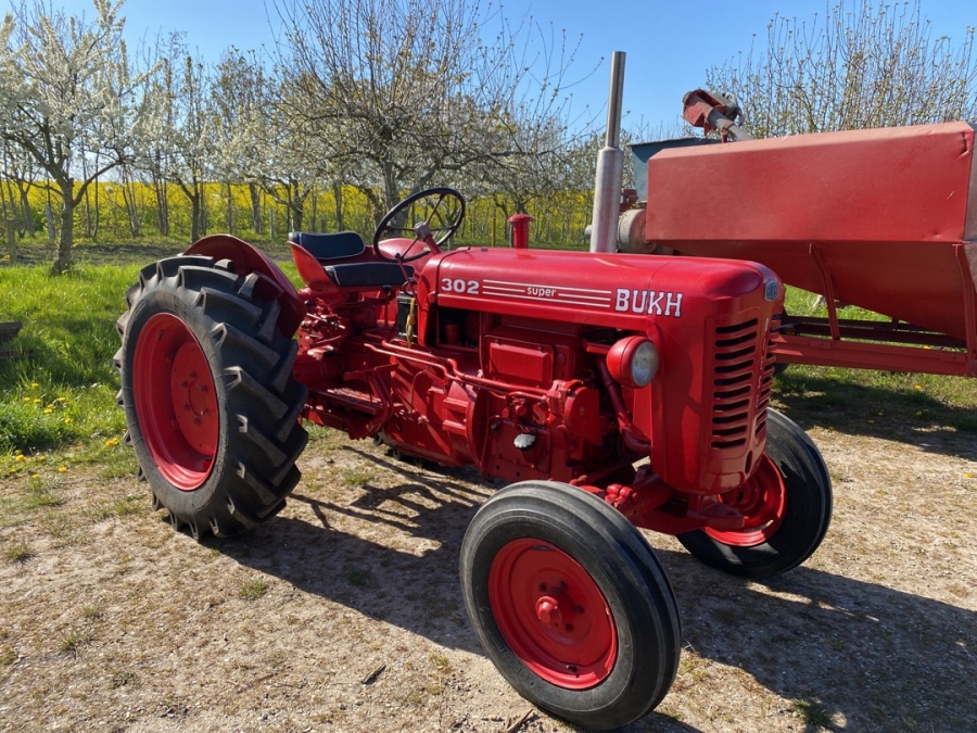 Tractor Bukh 302, Anul 1965 - Imagine 2