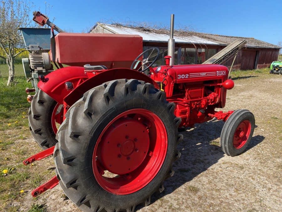 Tractor Bukh 302, Anul 1965 - Imagine 3