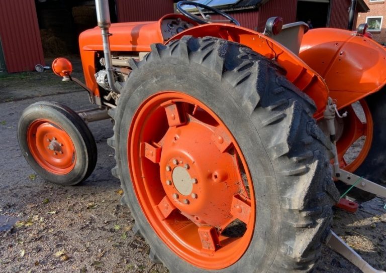 Tractor Fiat 411R, Anul 1964 - Imagine 12