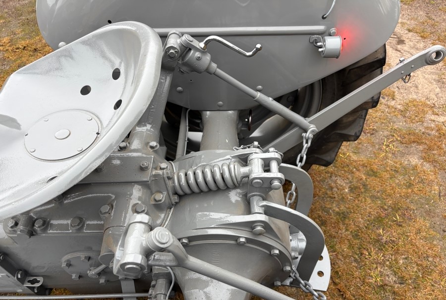 Tractor Massey Ferguson TEA-20 B, Anul 1955 - Imagine 22