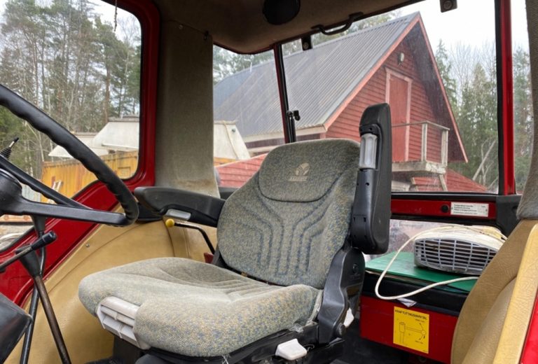 Tractor International 1455 XL, Anul 1985 - Imagine 36