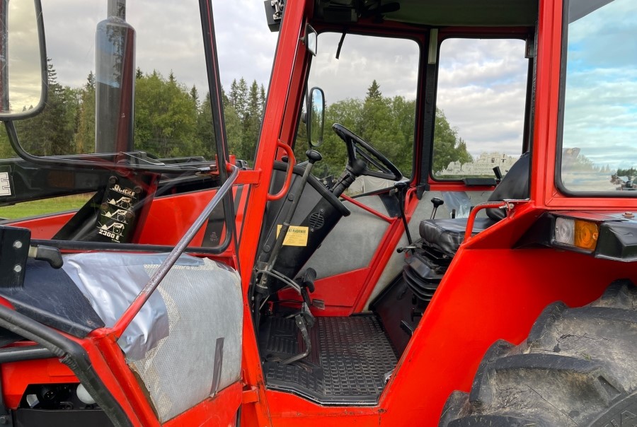 Tractor Valmet 305, Anul 1986 - Imagine 39