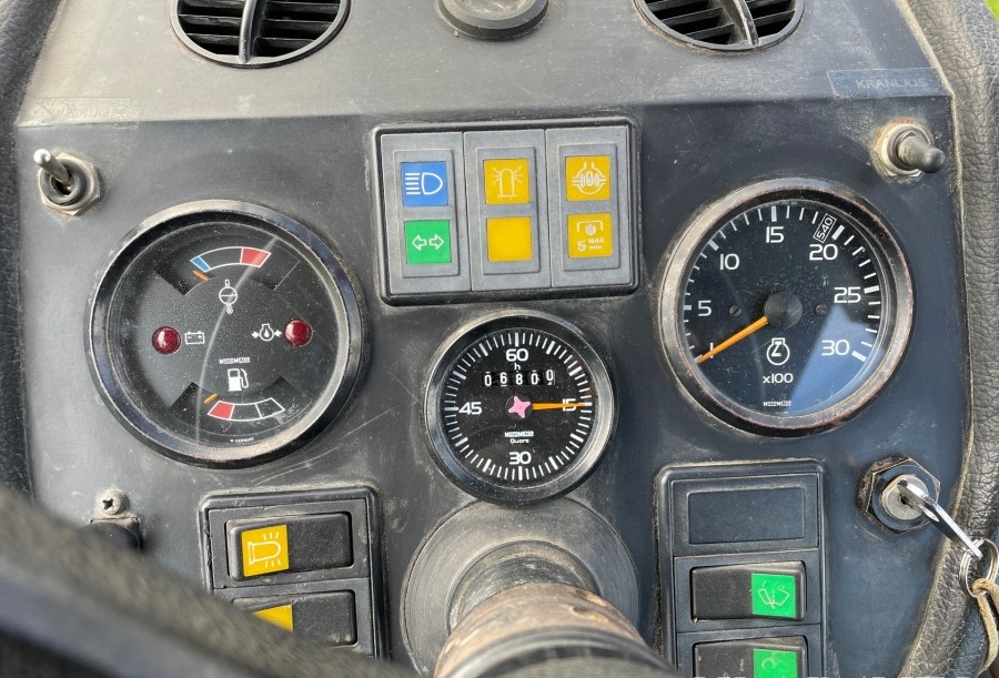 Tractor Valmet 305, Anul 1986 - Imagine 45