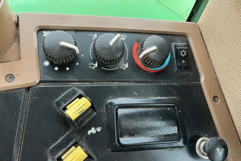 Tractor John Deere 7810, Anul 1998 - Imagine 46