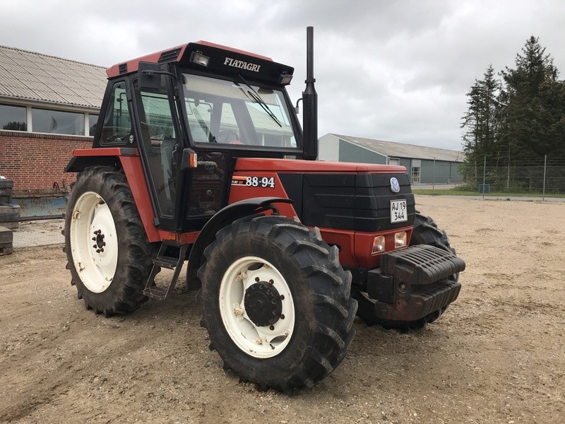 Tractor Fiat 88-94 DT, Anul 1994 - Imagine 2