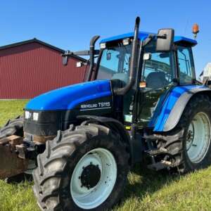 Tractor New Holland TS 115, Anul 2003