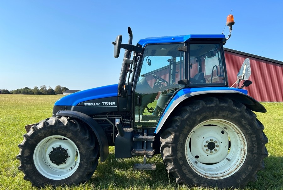 Tractor New Holland TS 115, Anul 2003 - Imagine 4