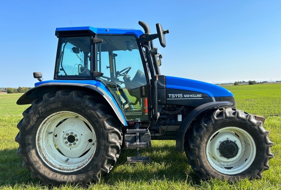 Tractor New Holland TS 115, Anul 2003 - Imagine 7