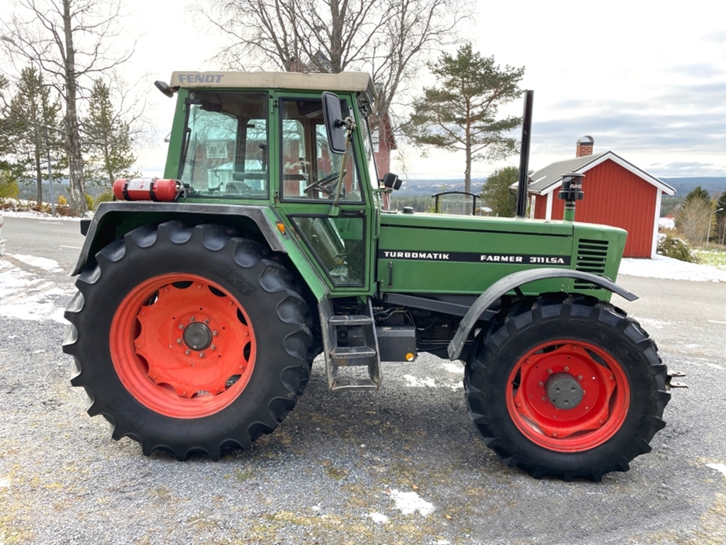 Tractor Fendt 311 LSA, Anul 1989 - Imagine 2