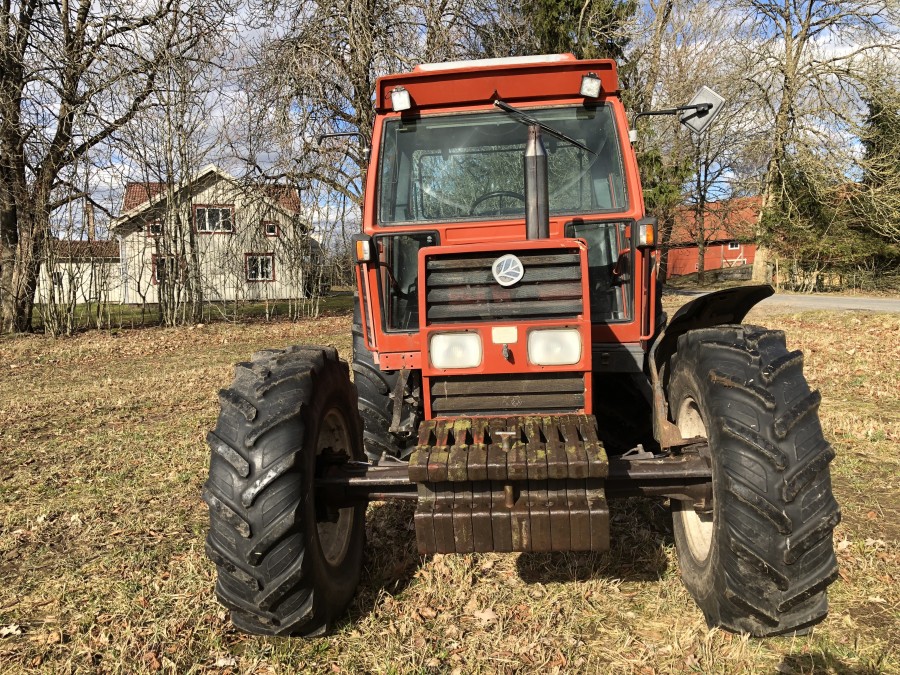 Tractor New Holland 110-90, Anul 1998 - Imagine 5