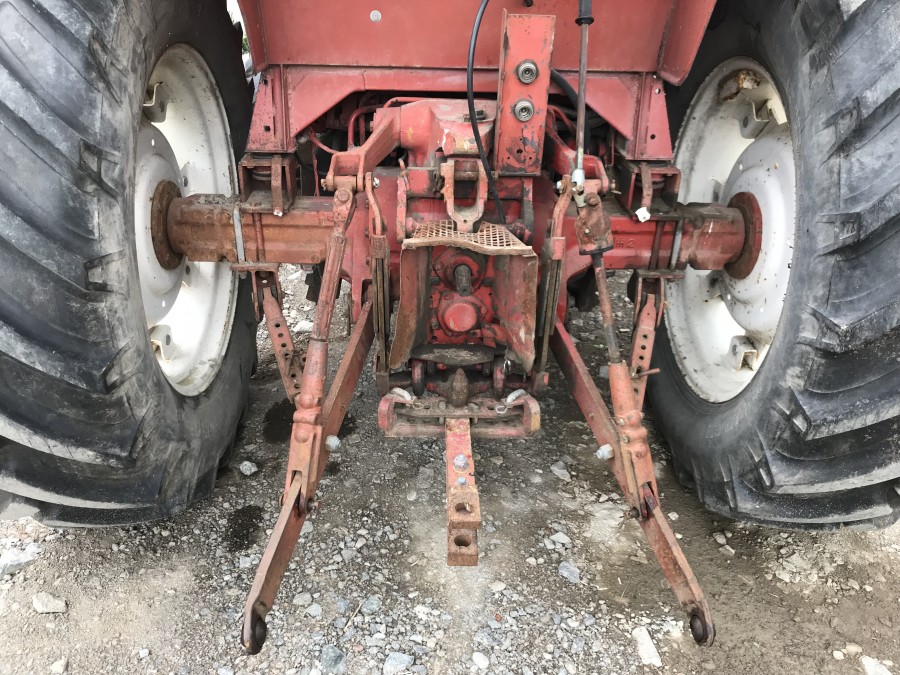 Tractor INTERNATIONAL 585 XL, Anul 1985 - Imagine 7
