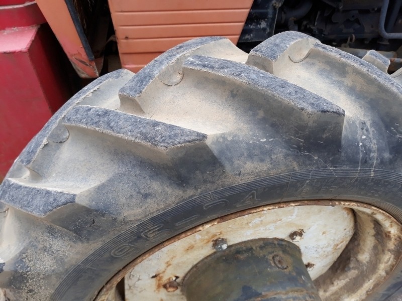 Tractor Fiat Universal 553 DT, Anul 1988 - Imagine 7