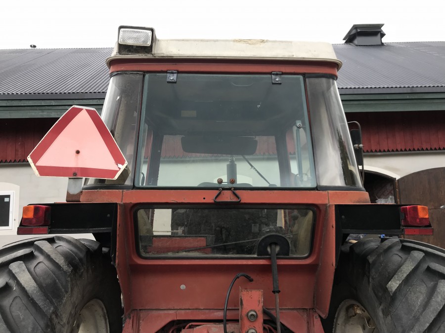 Tractor INTERNATIONAL 585 XL, Anul 1985 - Imagine 8