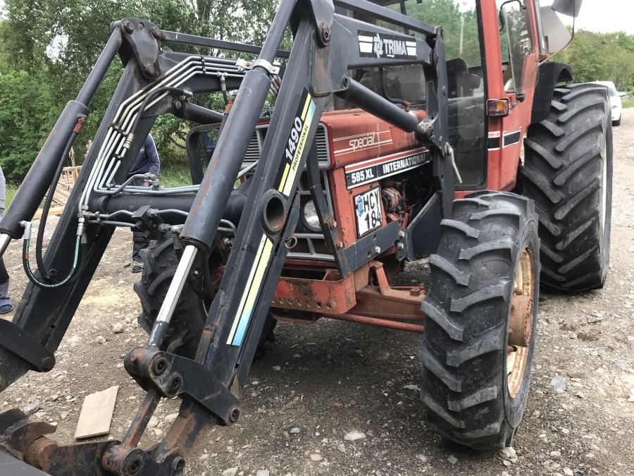 Tractor INTERNATIONAL 585 XL, Anul 1985 - Imagine 14