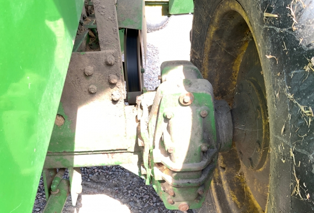 Combină agricolă John Deere 1055, Anul 1989 - Imagine 15