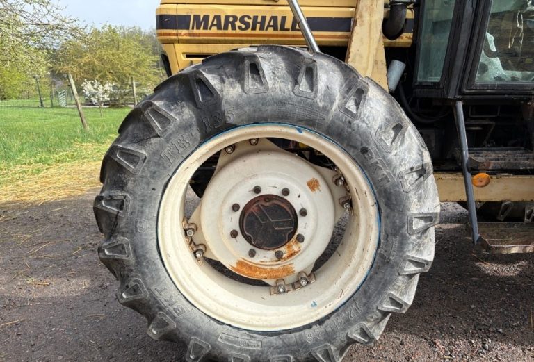 Tractor Marshall 804, Anul 1990 - Imagine 16