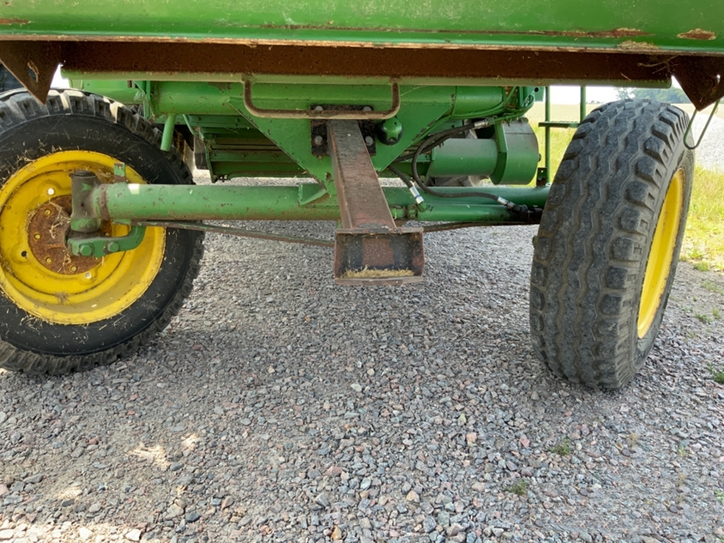 Combină agricolă John Deere 1055, Anul 1989 - Imagine 19
