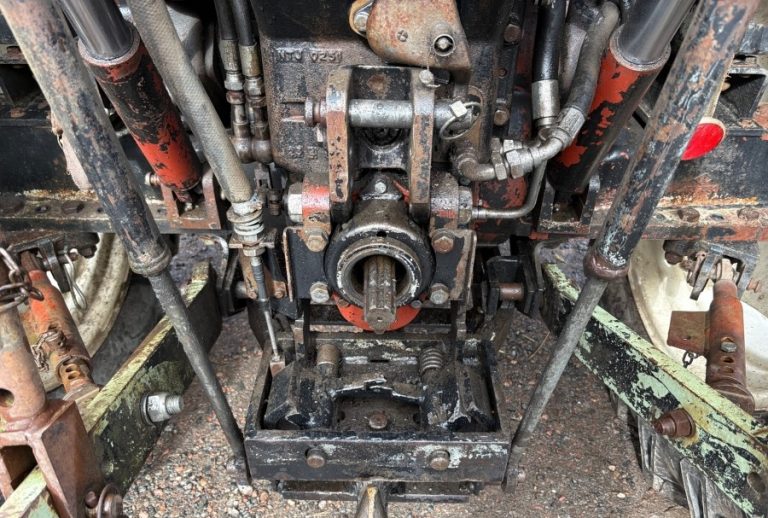 Tractor Marshall 804, Anul 1990 - Imagine 25