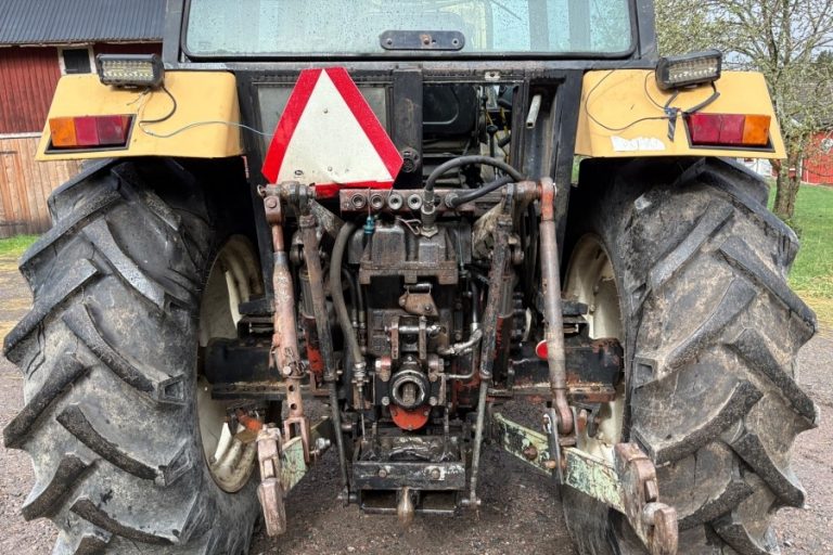 Tractor Marshall 804, Anul 1990 - Imagine 28