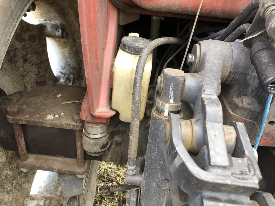 Tractor New Holland 110-90, Anul 1998 - Imagine 29