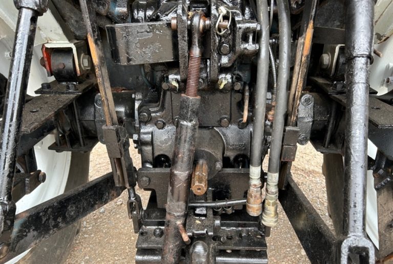Tractor Universal U-600 DT, Anul 1979 - Imagine 30