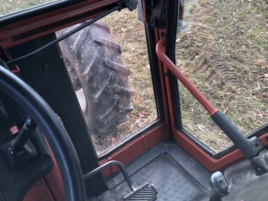 Tractor New Holland 110-90, Anul 1998 - Imagine 36