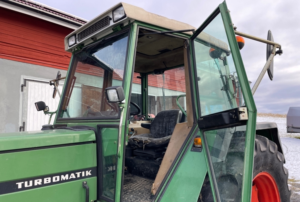 Tractor Fendt 311 LSA, Anul 1989 - Imagine 39