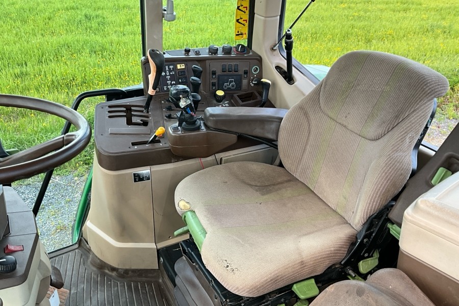 Tractor John Deere 6910S, Anul 2001 - Imagine 49