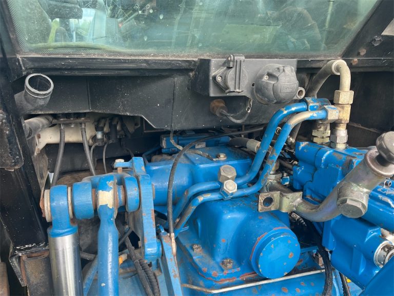 Tractor FORD 5640 SLE, Anul 1992 - Imagine 59